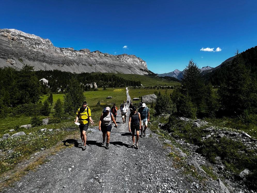Wanderung von Sunnbüel zum Hotel Schwarenbach